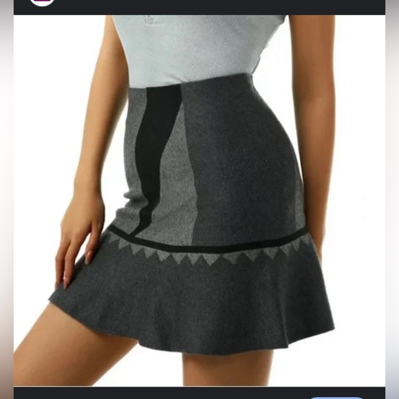 Max Studio Dresses & Skirts - Max Studio Sweater Mini
Skirt Gray Black Size M/L NWT formal, cute skirt